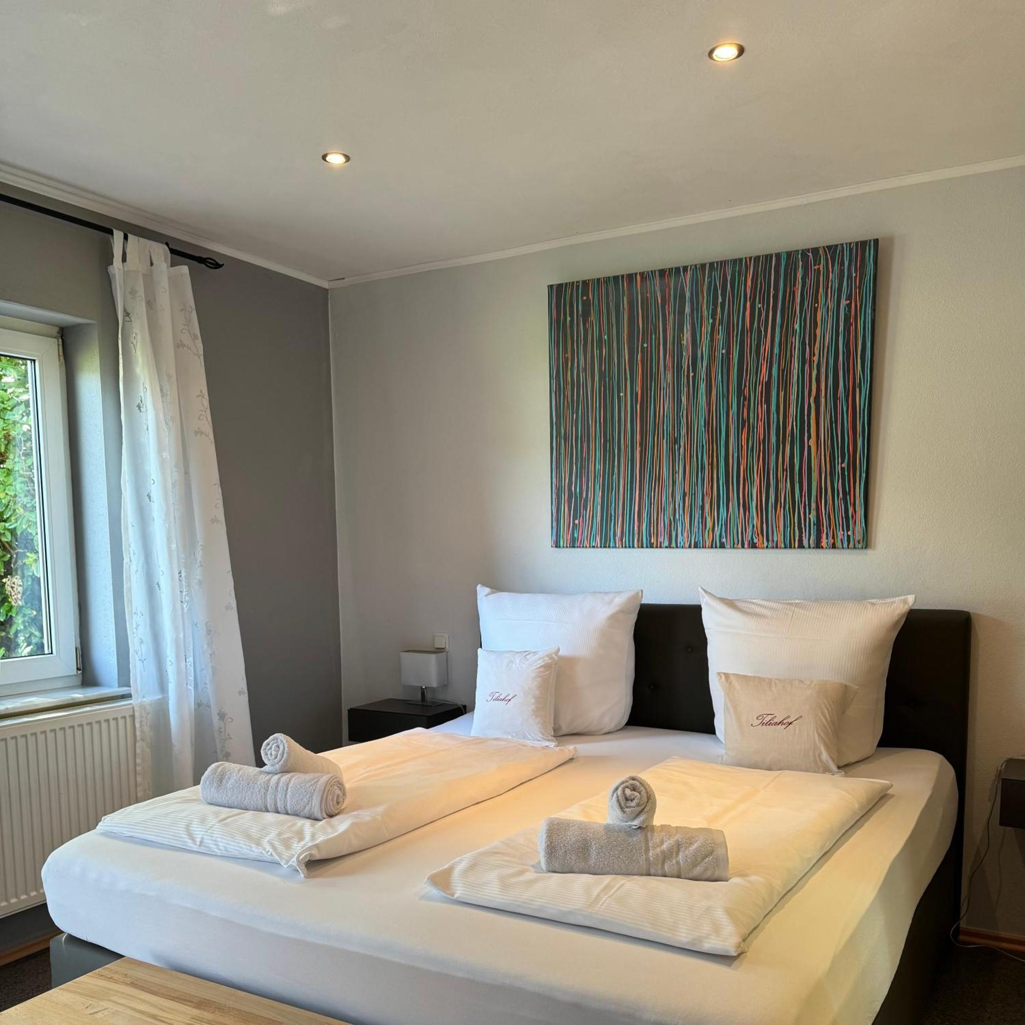 Weingut Tiliahof Bed & Breakfast Brauneberg Luaran gambar