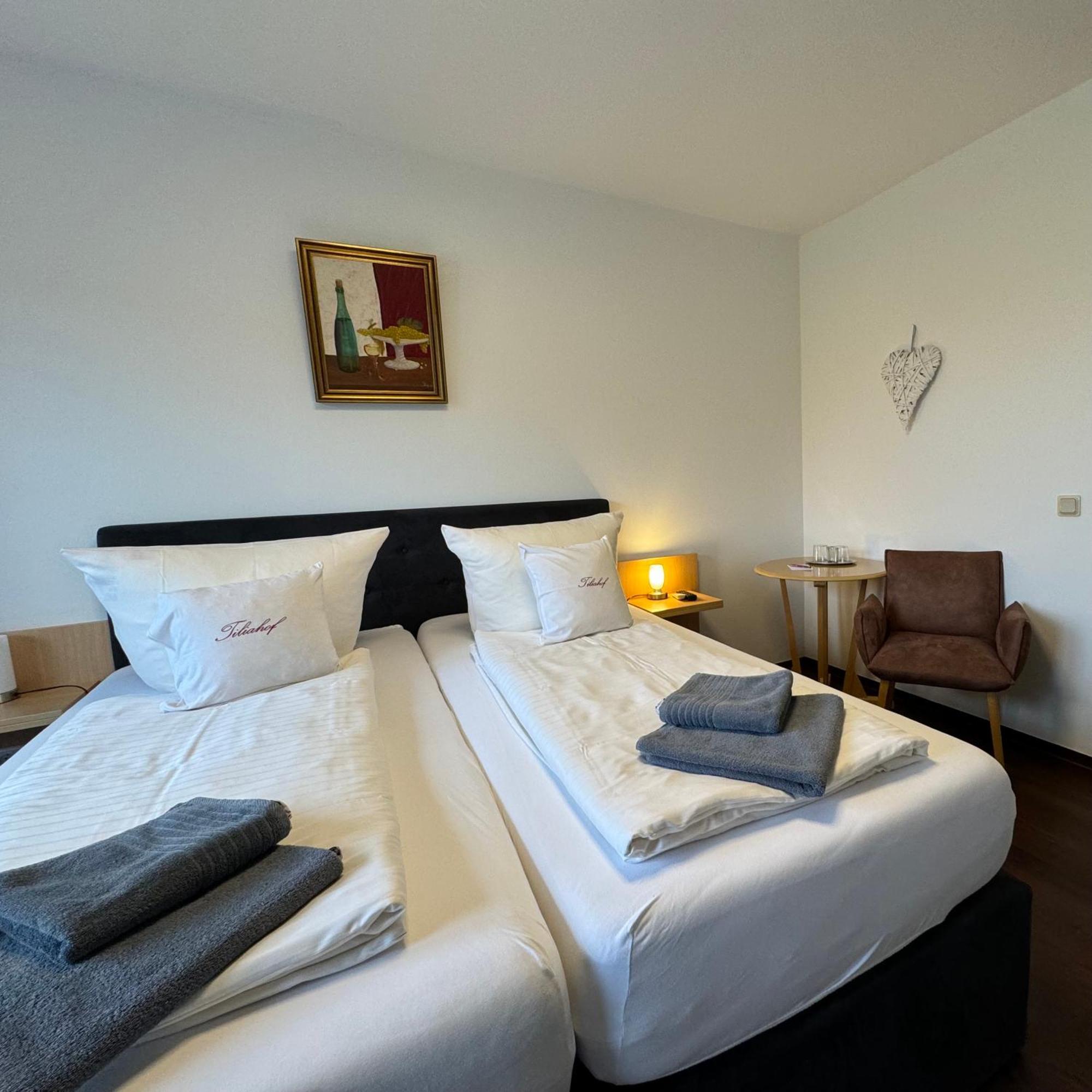 Weingut Tiliahof Bed & Breakfast Brauneberg Luaran gambar