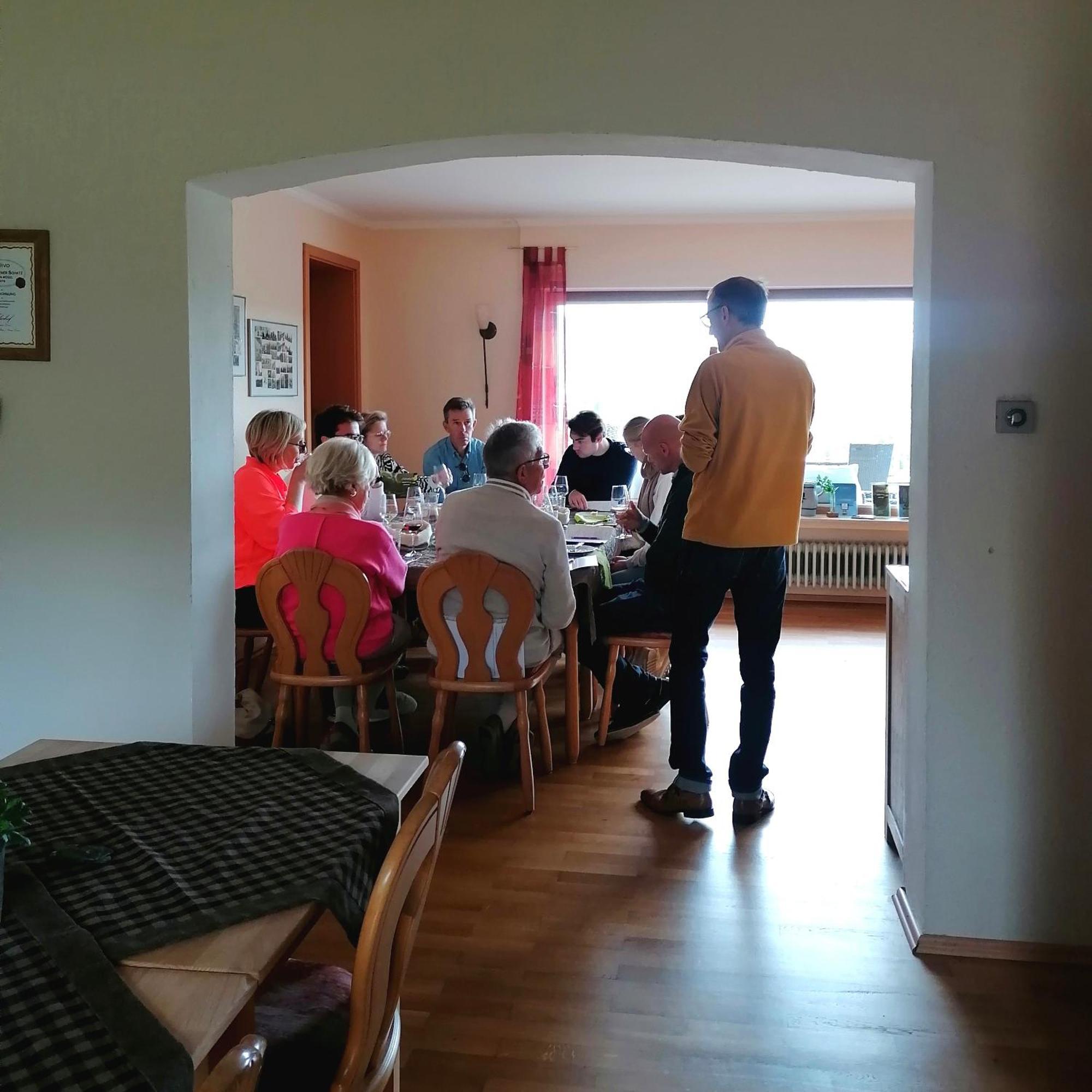 Weingut Tiliahof Bed & Breakfast Brauneberg Luaran gambar